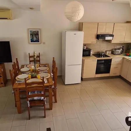 Apartment Kyklades & *