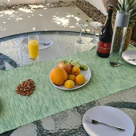 Kyklades & Apartment Paralimni